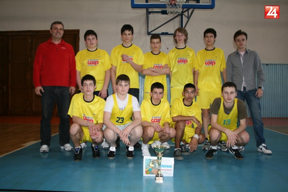 pp_0324_basket_chlapci